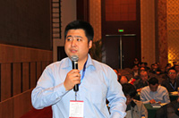 參會(huì)代表與演講嘉賓進(jìn)行互動(dòng)交流
